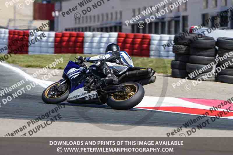 cadwell no limits trackday;cadwell park;cadwell park photographs;cadwell trackday photographs;enduro digital images;event digital images;eventdigitalimages;navarra;no limits trackdays;peter wileman photography;racing digital images;trackday digital images;trackday photos